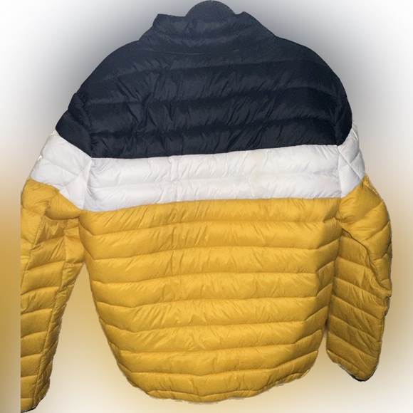 Lightweight Jacket - Picture 2 of 4